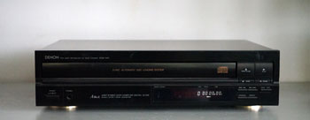 Denon DCM-340 5 disk CD Changer