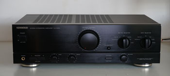 Click for more pictures! Kenwood KA-3020 Audiophile Amplifier