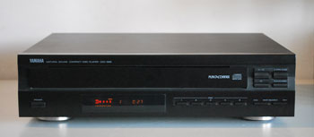 Yamaha CDC-565 5 Disc Player