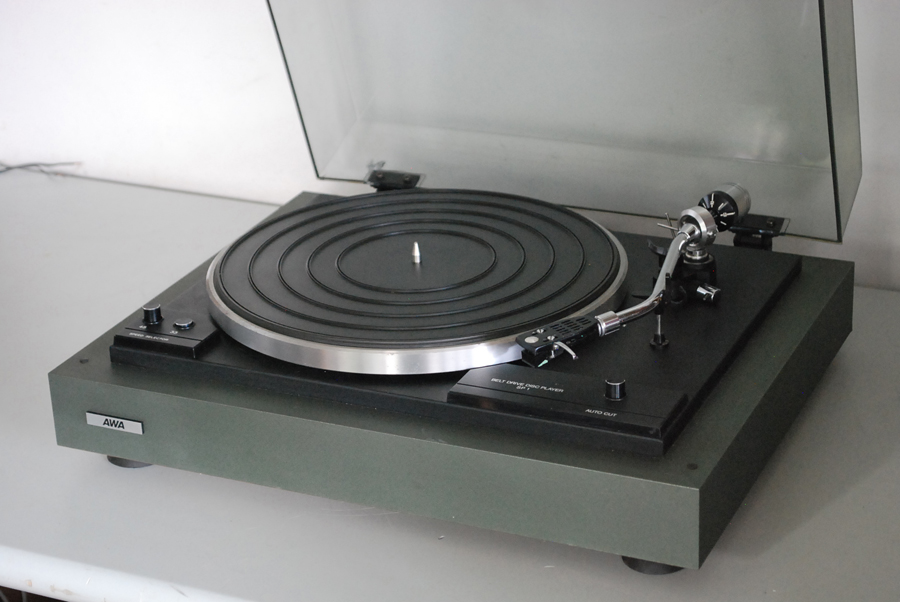 Denon SP1 Belt Drive Turntable picture 3