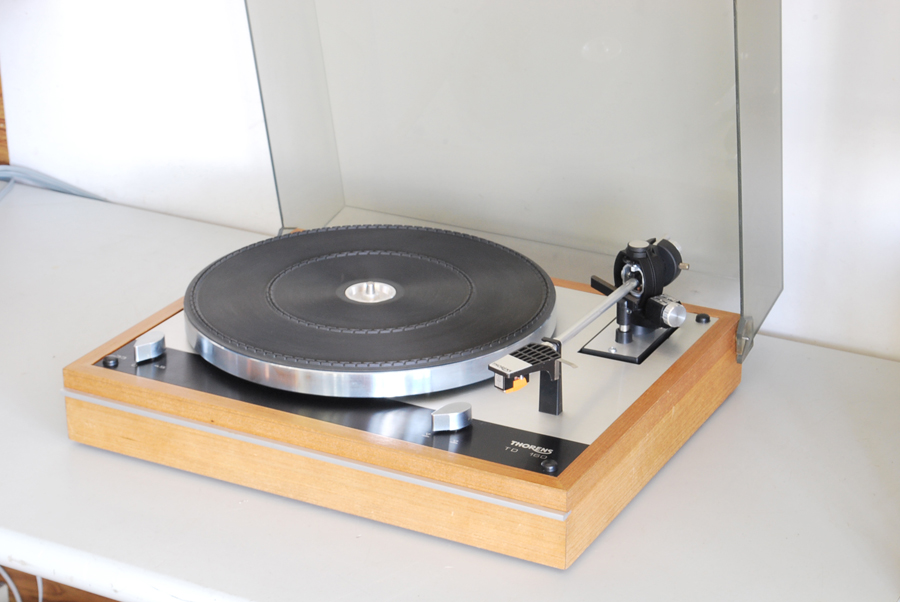 Thorens TD 160 Belt Drive Turntable picture 6