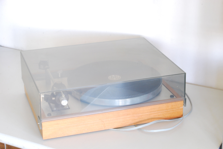 Thorens TD 160 Belt Drive Turntable picture 8