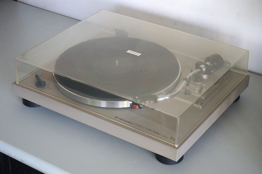 Pioneer PL-512 Belt Drive Turntable picture 4