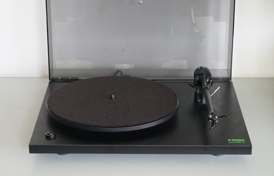 Rega Planar RP2 Audiophile Turntable picture 1