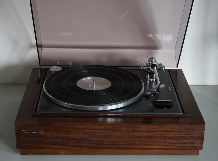 National Belt Drive Vintage Turntable picture 1