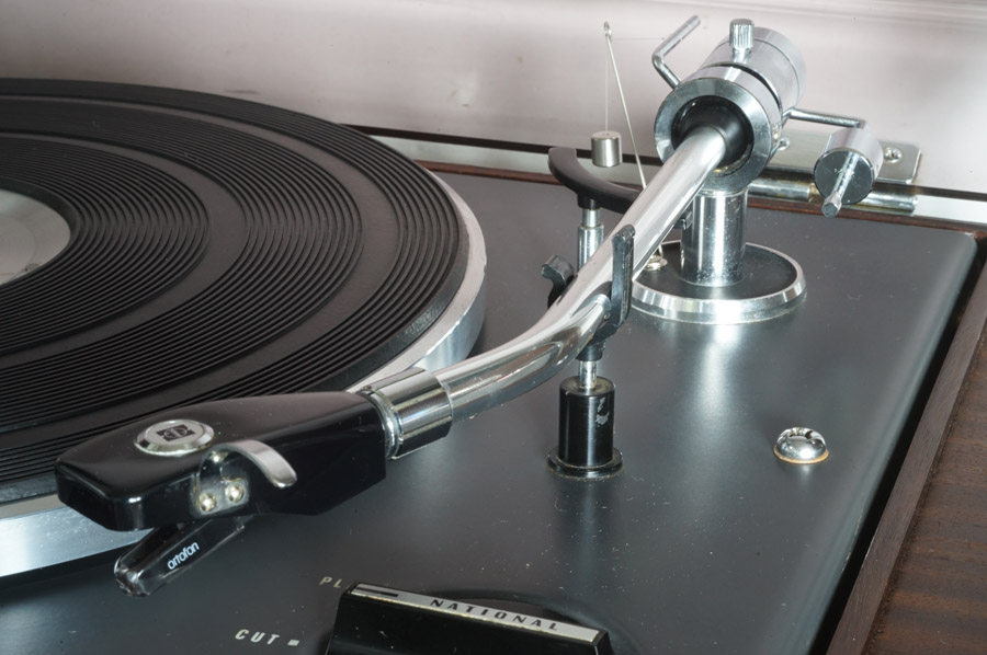 National Belt Drive Vintage Turntable picture 4