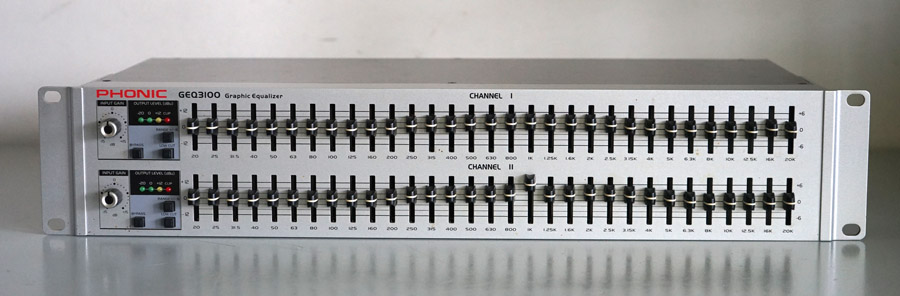 Phonic GEQ3100 Graphic Equaliser picture 1