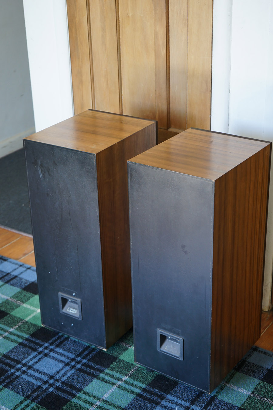 KEF Calinda Vintage Audiophile Speakers picture 4