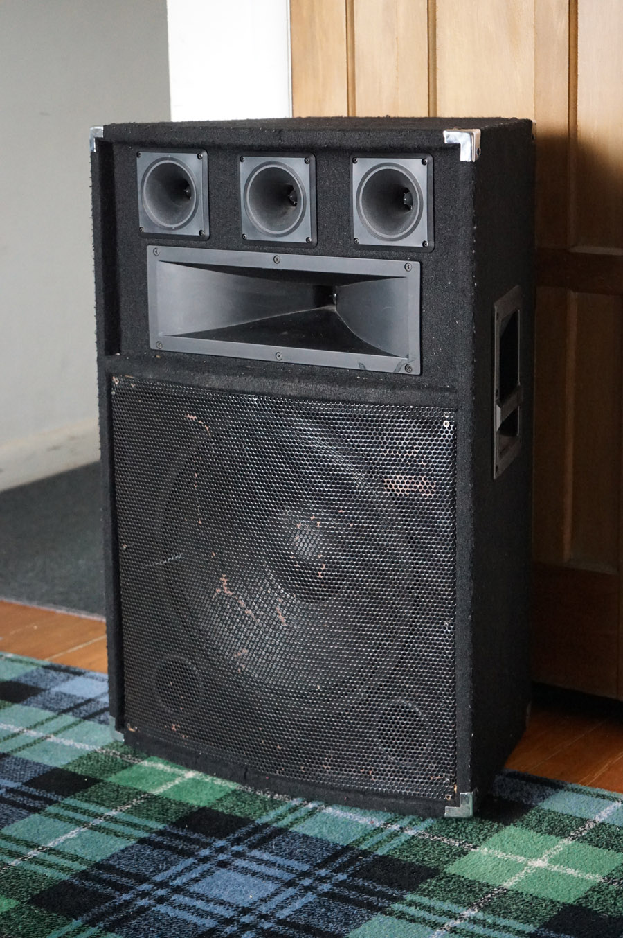 Single PA Speaker picture 1