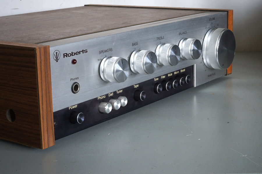 Roberts R-05 Vintage Audiophile Amplifier picture 3