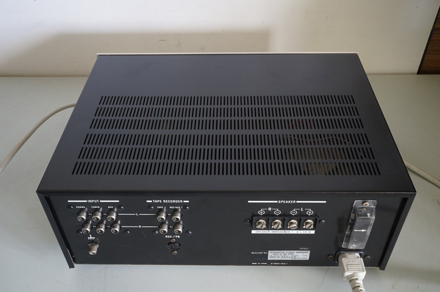 Sony TA-1630 Vintage Amplifier picture 2