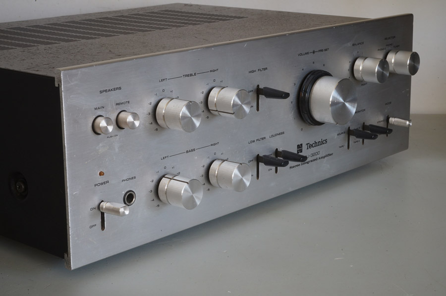 Technics SU-3200 Vintage Audiophile Amplifier picture 4