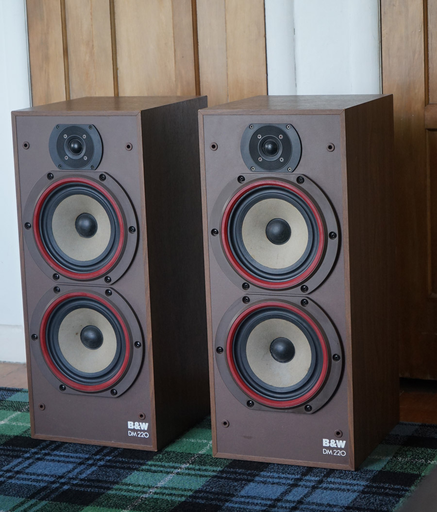 Bowers and Wilkins DM-220 Audiophile Speakers picture 1