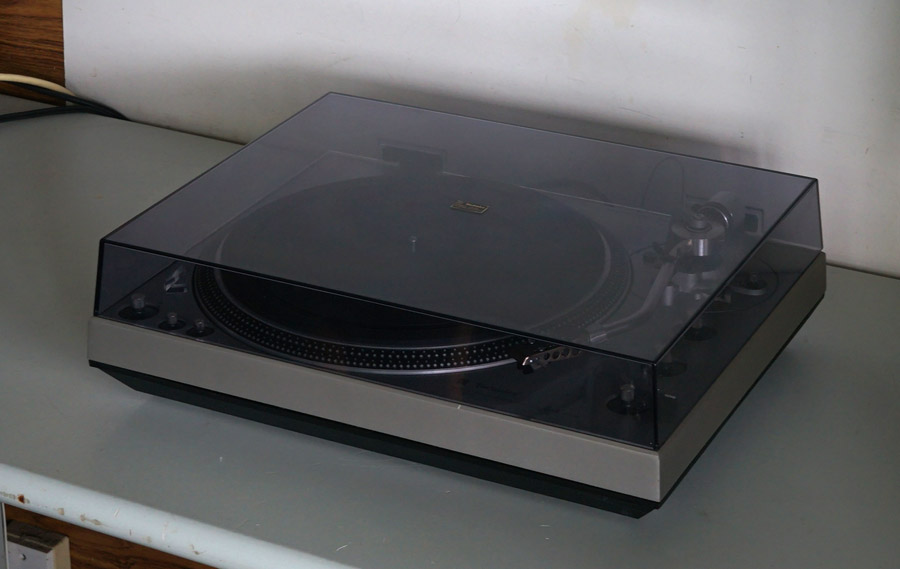 Technics SL-1300 Direct Drive Turntable picture 4