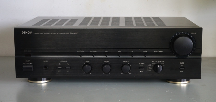 Denon PMA-680R Audiophile Amplifier picture 1