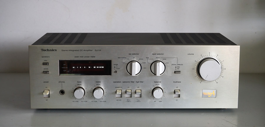 Technics SU-V4 Vintage Audiophile Amplifier picture 1