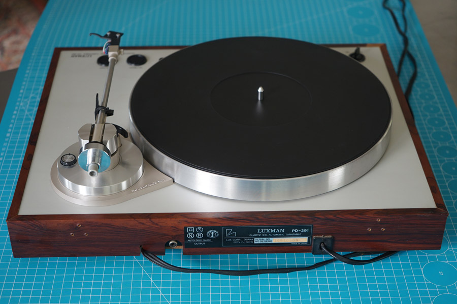 Luxman PD-291 Direct Drive Turntable picture 3