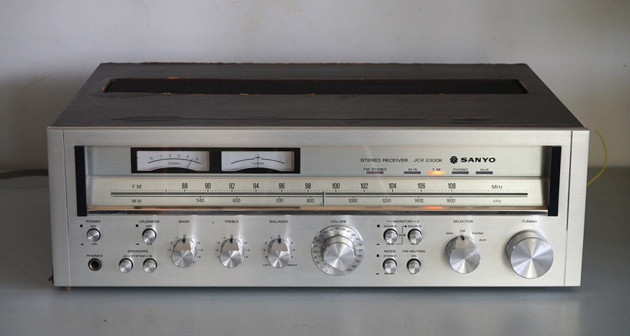 Sanyo JCX-2300K Vintage Receiver picture 1