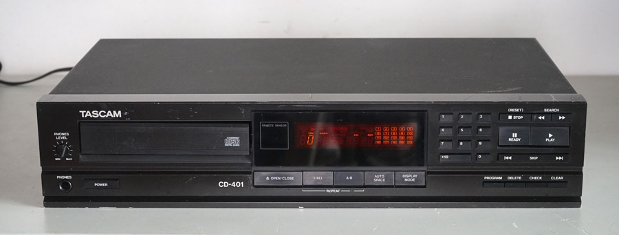 Tascam CD-401 Professional CD Player picture 1