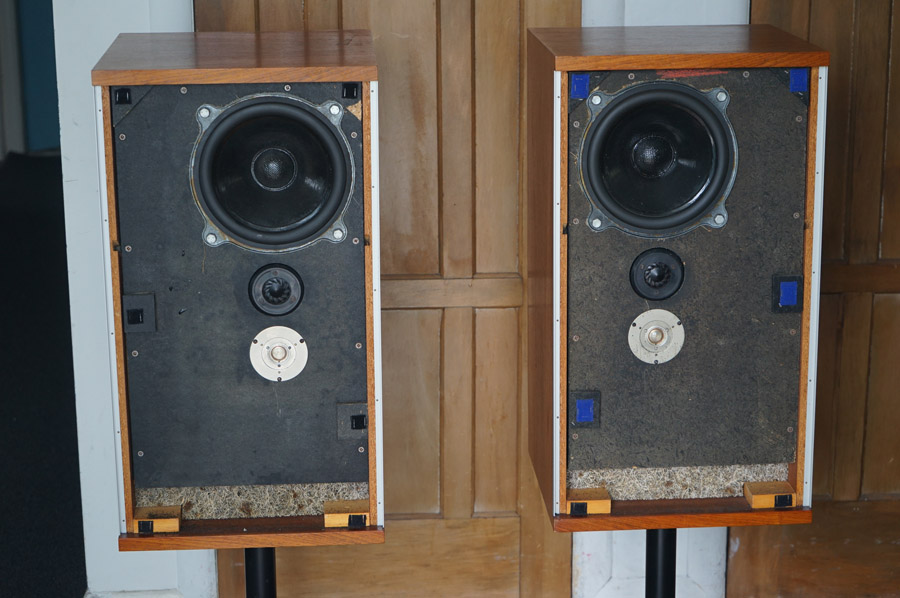 Bowers and Wilkins DM2 Vintage Audiophile Speakers picture 3