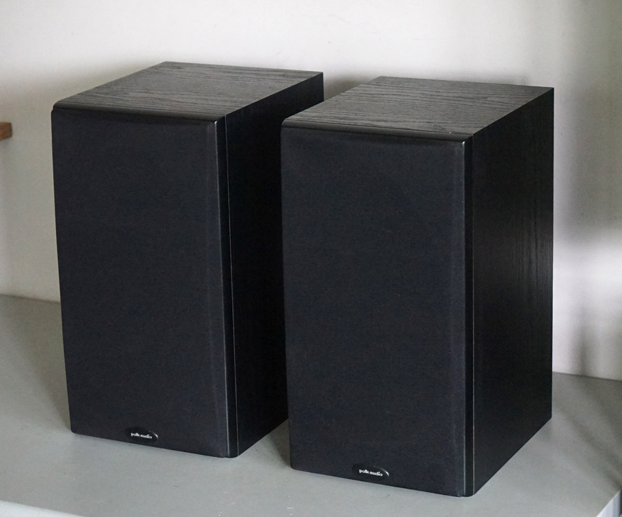 Polk RTi38 Bookshelf Speakers picture 3