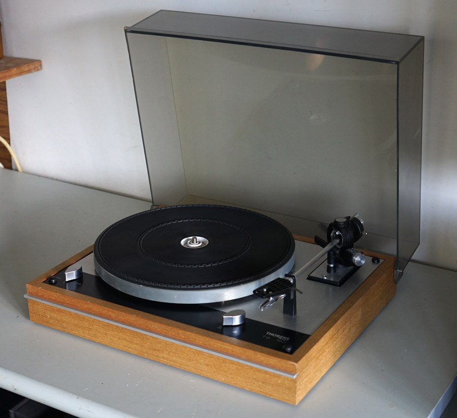 Thorens TD 160 Audiophile Turntable picture 3