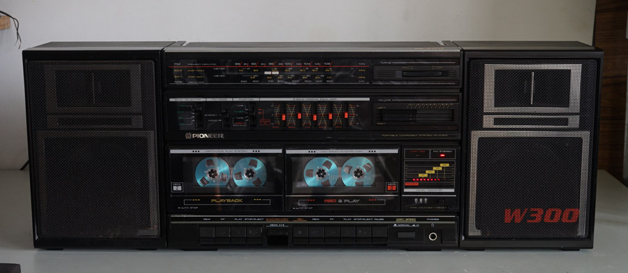 Pioneer CK-W300 Boombox picture 1