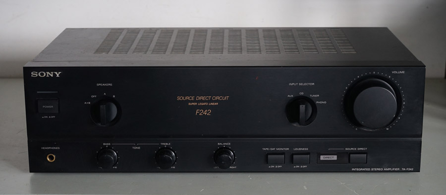 Sony F242 Audiophile Amplifier picture 1