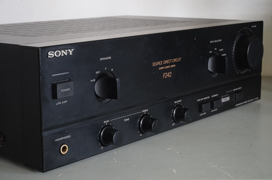 Sony F242 Audiophile Amplifier picture 3