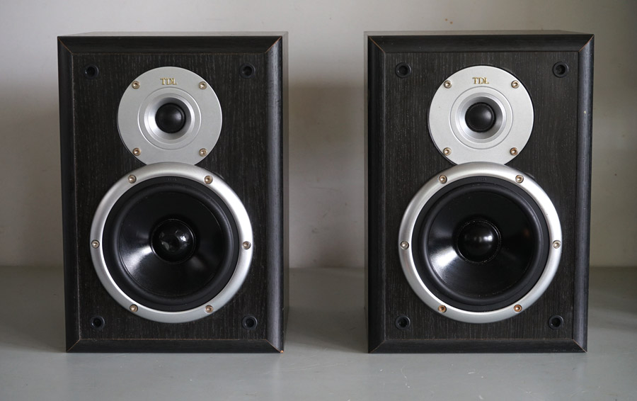 TDL Nucleus 2 Bookshelf Speakers picture 1