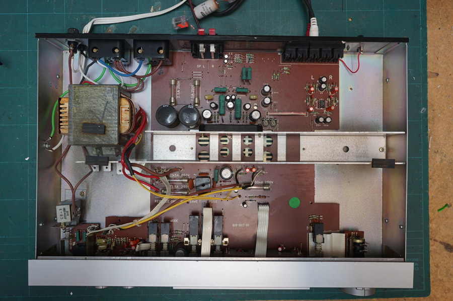 Technics AM-U01 Stereo Amplifier picture 5