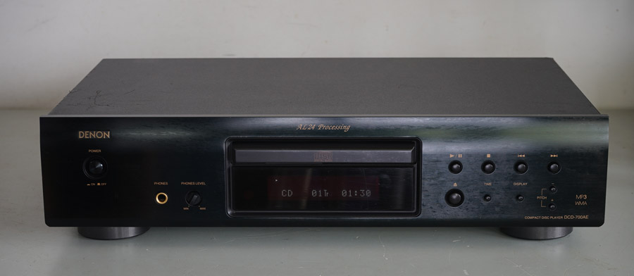 Denon DCD-700AE Audiophile CD Player picture 1