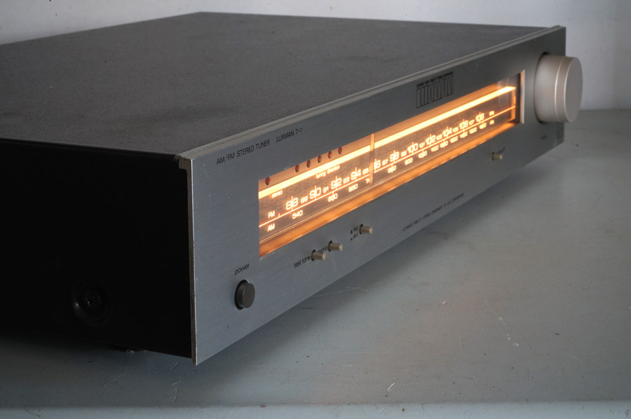 Luxman T-1 Audiophile Tuner picture 2