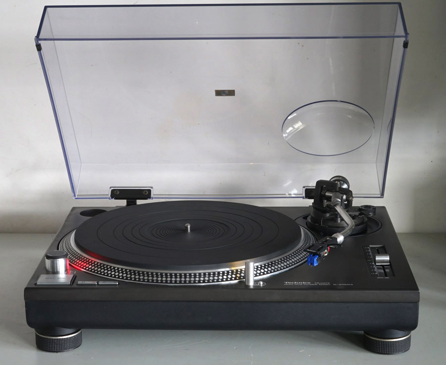 Technics SL-1210 MKII picture 1