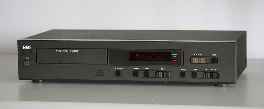 NAD 5320 Audiophile CD Player picture 1