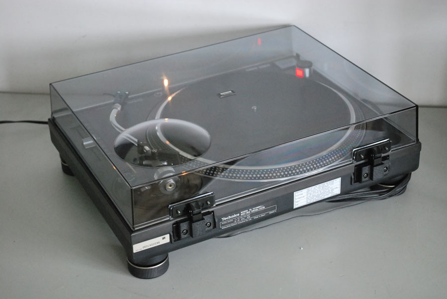 Technics SL-1210 MK2 Professional Turntable picture 7