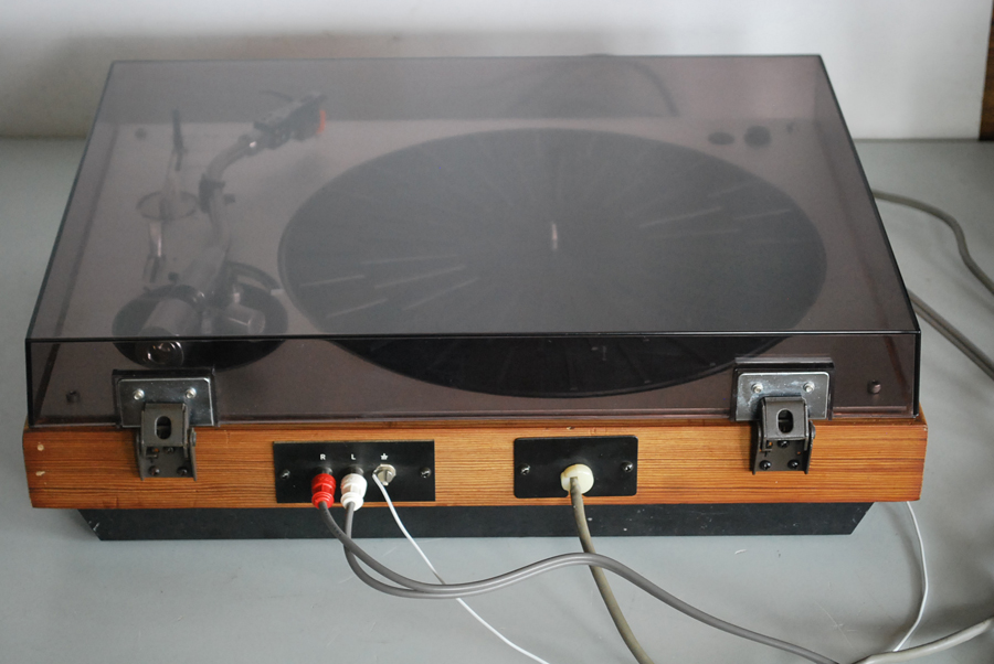 Akai AP-005 Belt Drive Turntable picture 7